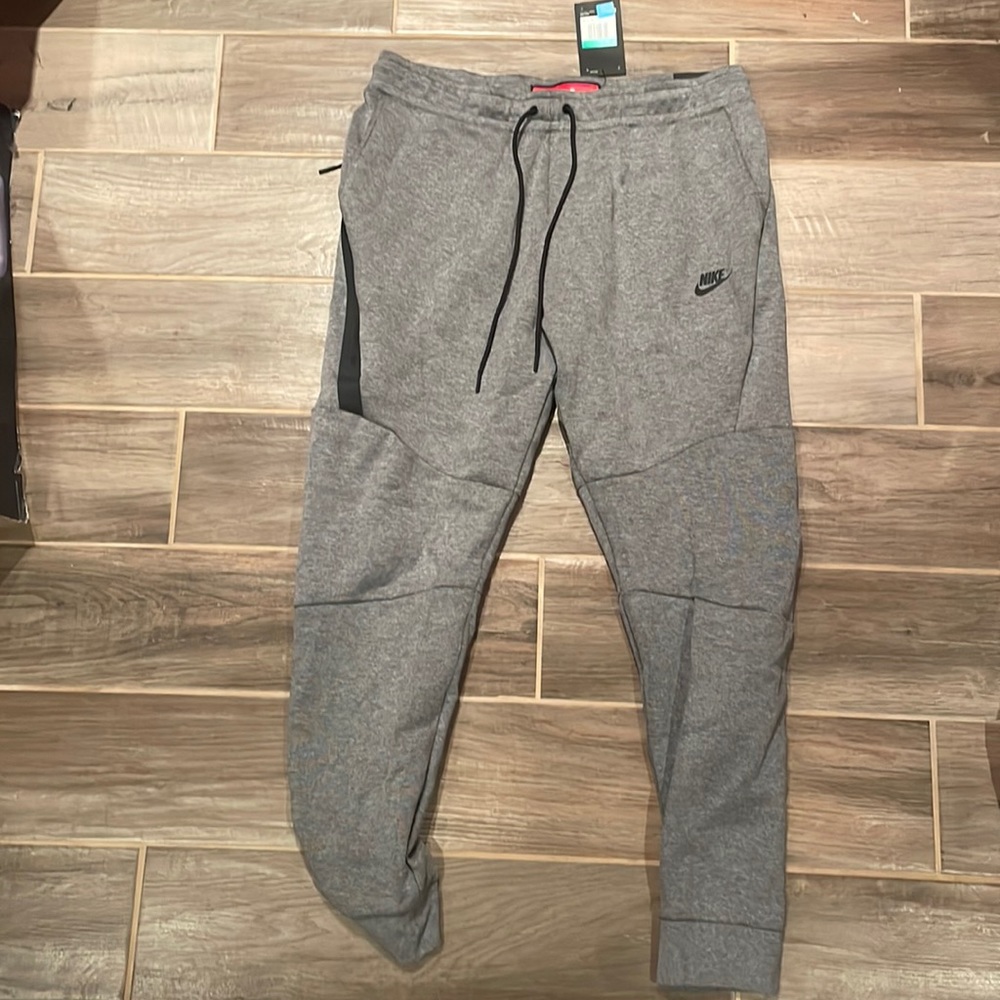 Nike Tech Fleece Pants